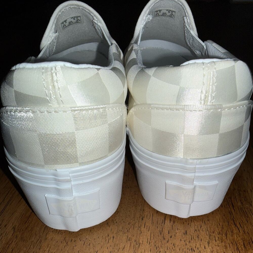 NEW VANS CHECKERED STACKFORM PLATFORM SLIP ON SHINY SATIN IVORY CHECKERED SZ 7 - Picture 6 of 11
